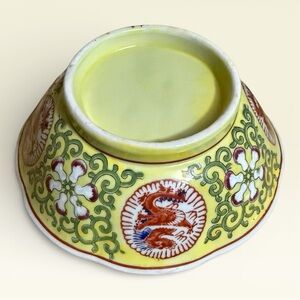 Vintage Chinese Porcelain Hand Painted Dragon Medallion
Decor Bowl